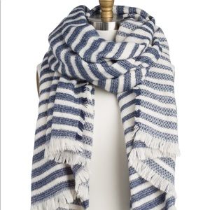 Stitch Fix Navy/White Wrap